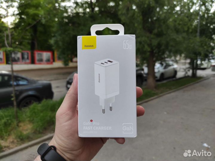 Зарядное устройство Baseus GaN5 Pro 65W White