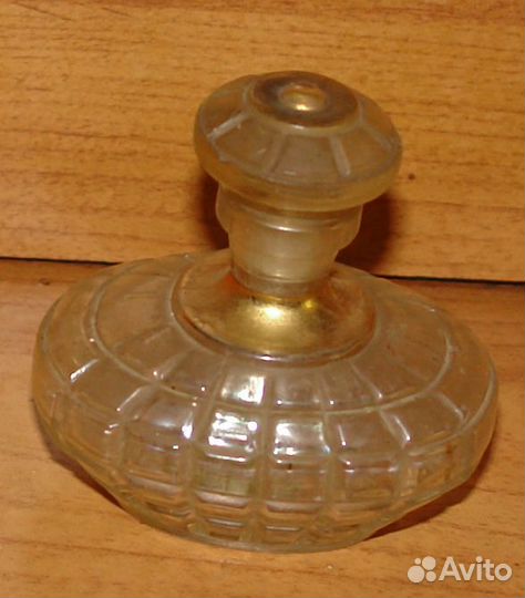 Пустые флаконы от духов