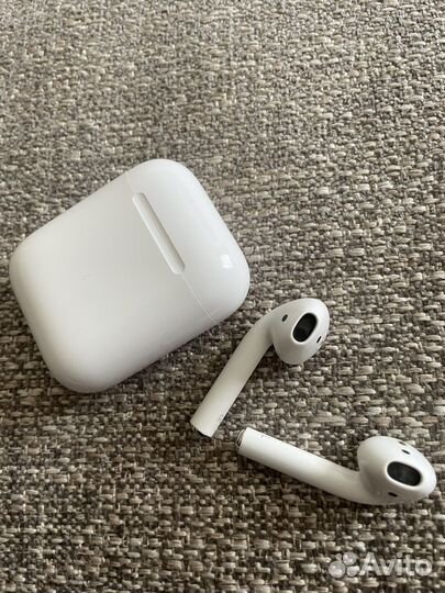 Беспроводные наушники airpods 2