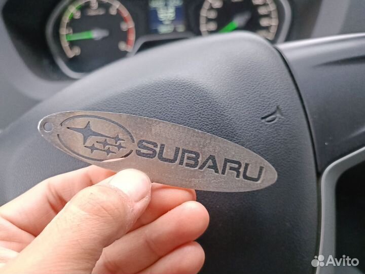 Брелок для авто Subaru