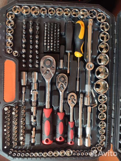 Набор инструментов 218 предметов