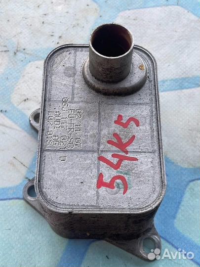 Радиатор масляный 06J117021D