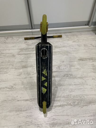 Трюковой самокат