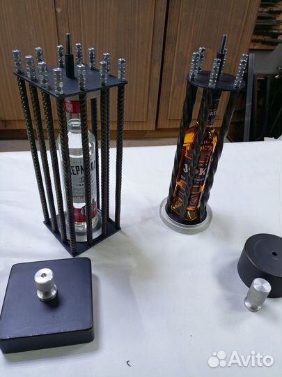 Бутылка в клетке