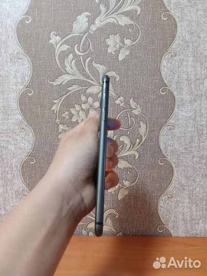 iPhone 8 Plus, 64 ГБ