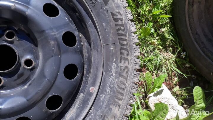 Колеса r15 (покрышки+штампованные диски) зимние