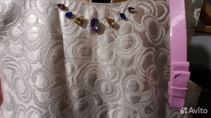 Продам вещи на девочку р.136-140