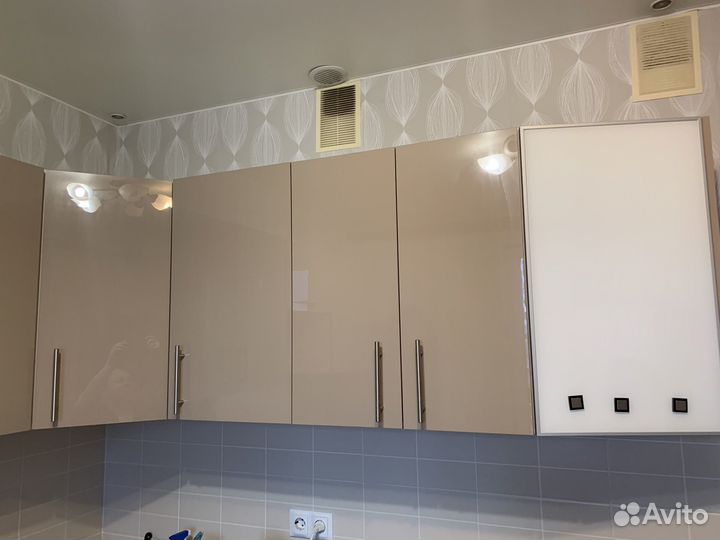 Верхние шкафы кухонные бу