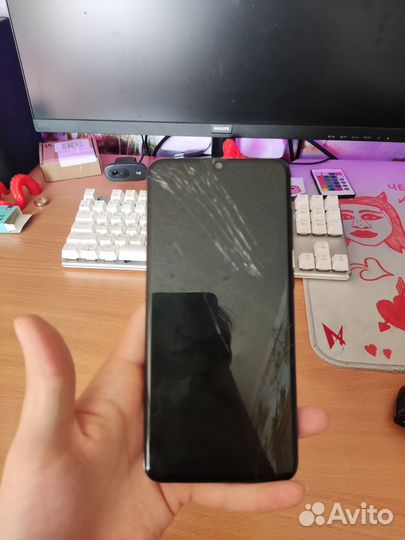 Samsung Galaxy A70, 8/128 ГБ