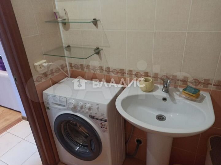 2-к. квартира, 43 м², 3/5 эт.