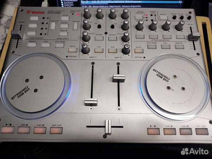 Dj контролер Vestax VCI 100