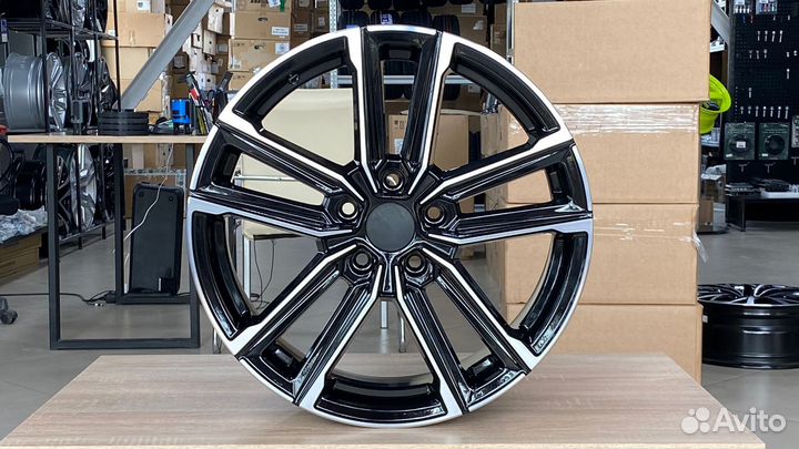 Диск литой RST R18 5*114,3 Toyota/Mazda/Kia