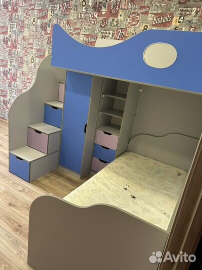 Детская кроватка