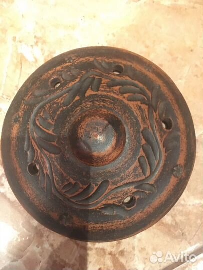 Горшок глиняный