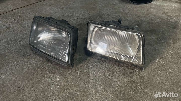 Фара правая audi 100 c4