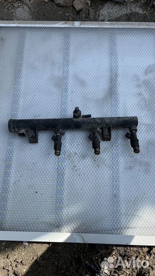 Peugeot 407 citroen 2.0 форсунки рампа