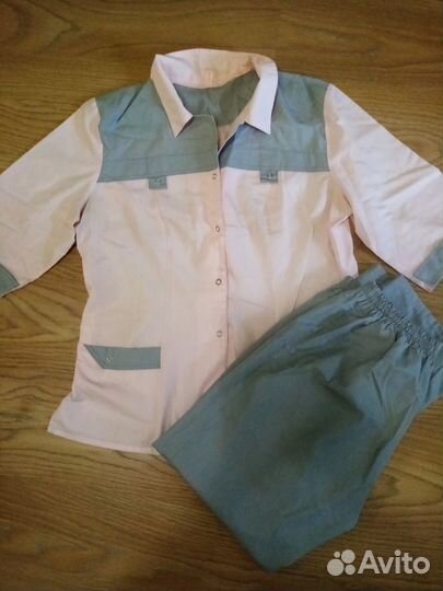 Медицинский костюм женский