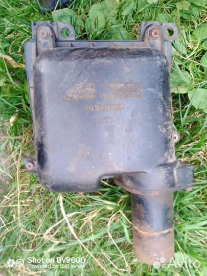 Корпус воздушного фильтра ваз 2112 б/у продам