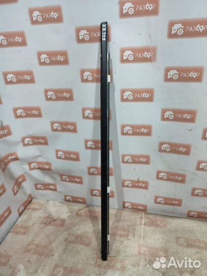 Уплотнитель стекла двери бархотка задний правый