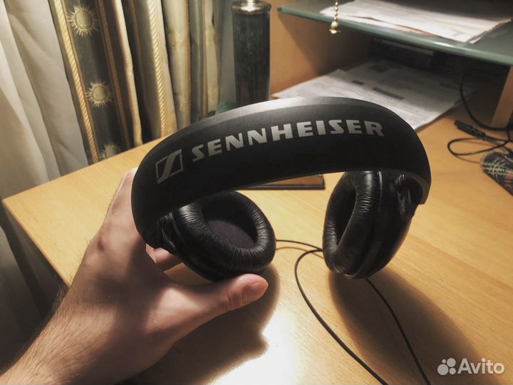 Новые Sennheiser HD 201