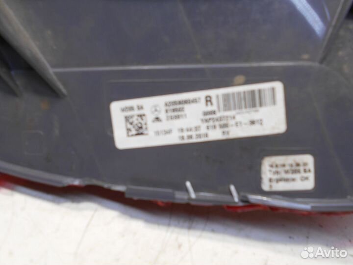 Фонарь задний правый Mercedes W205