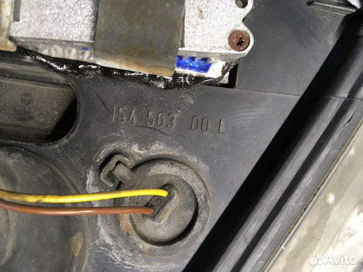 Фара левая Volkswagen Passat B5+