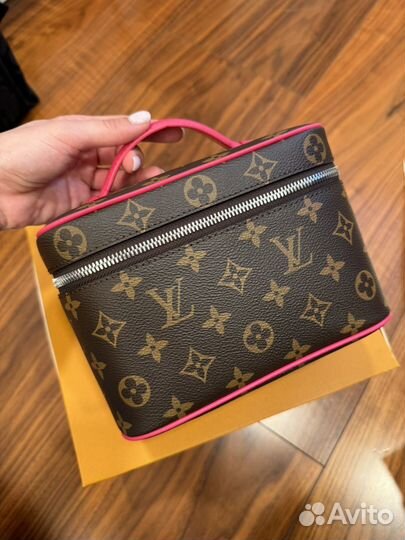 Косметичка Louis Vuitton Несессер Nice Mini