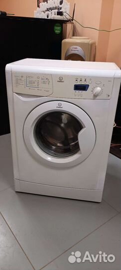 Стиральная машина indesit 5кг
