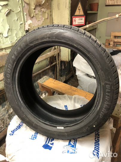 Goodyear UltraGrip 8 Performance 245/45 R18 100V