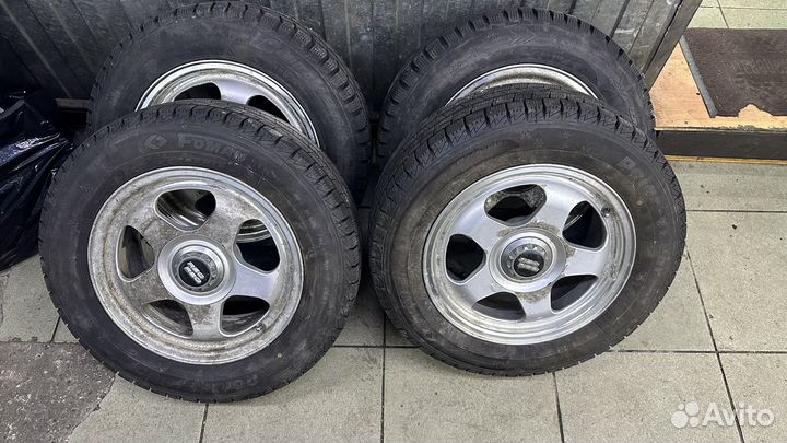 Зимняя резина на дисках 195/65r15