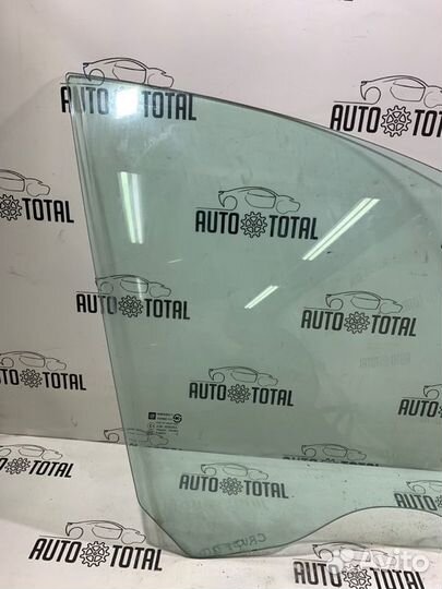 Стекло двери переднее правое Chevrolet Cruze J300