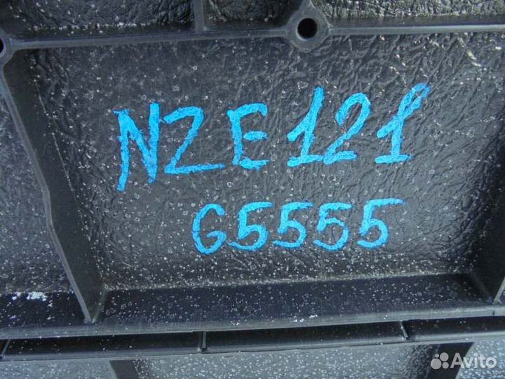 Пол багажника Toyota Corolla Fielder NZE121 1NZ-FE