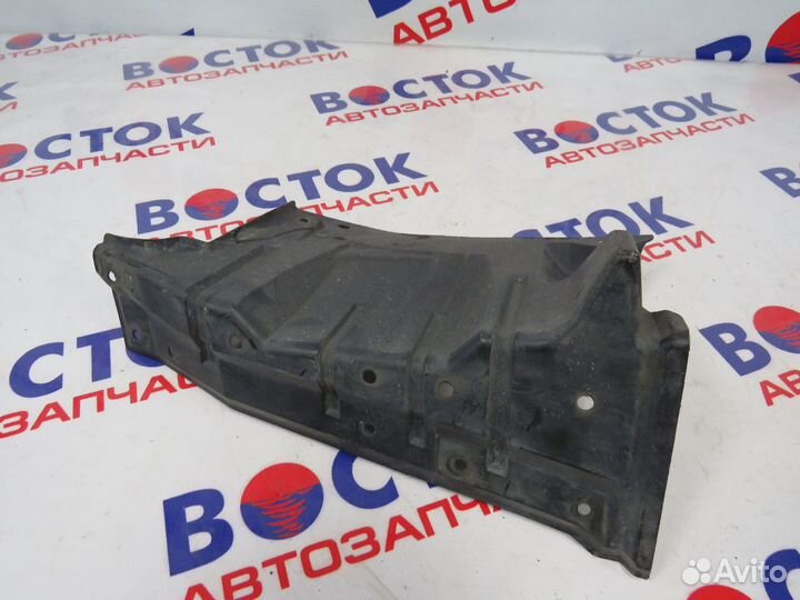 Защита двигателя Лево mitsubishi delica CV5W, CV2W