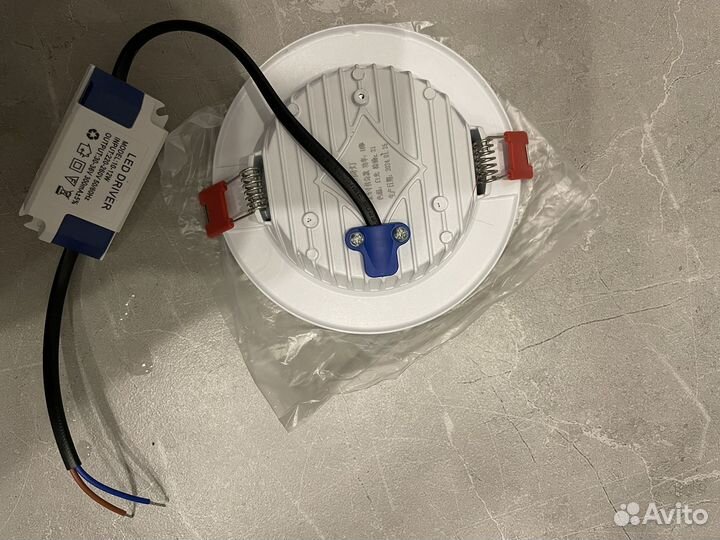 Точечный LED светильник для натяжных потолков 10вт