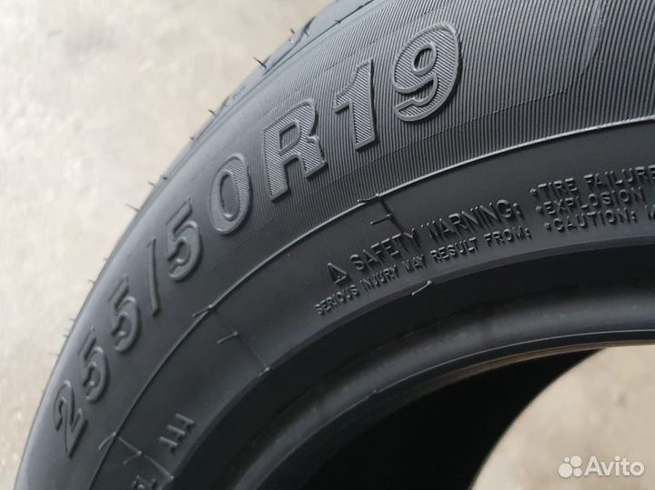 Royal Black Royal Performance 255/50 R19 107V