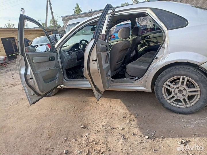 Разбор на запчасти Chevrolet Lacetti