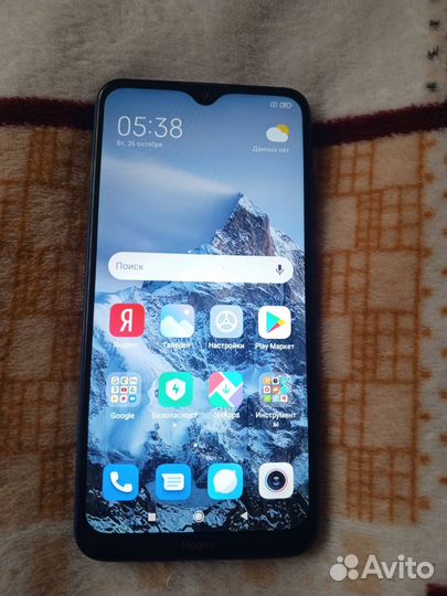 Xiaomi Redmi 8, 3/32 ГБ