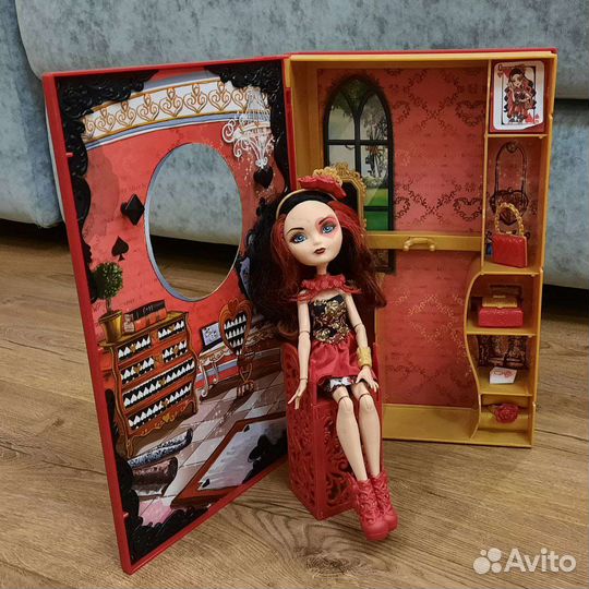 Кукла Ever After High набор Лиззи Хартс Дом-книга