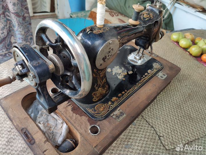 Швейная машинка Томпсон
