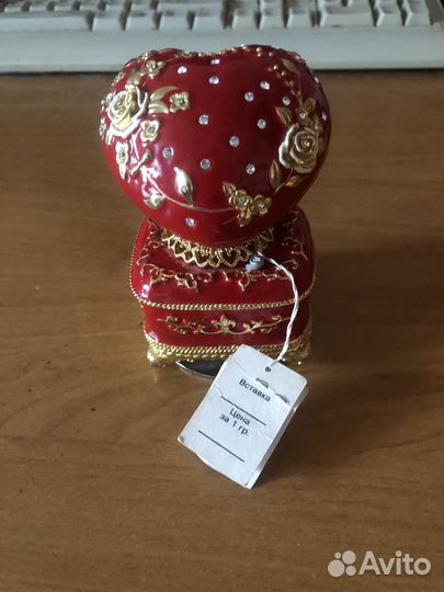 Шкатулка. Для золота музыкальная