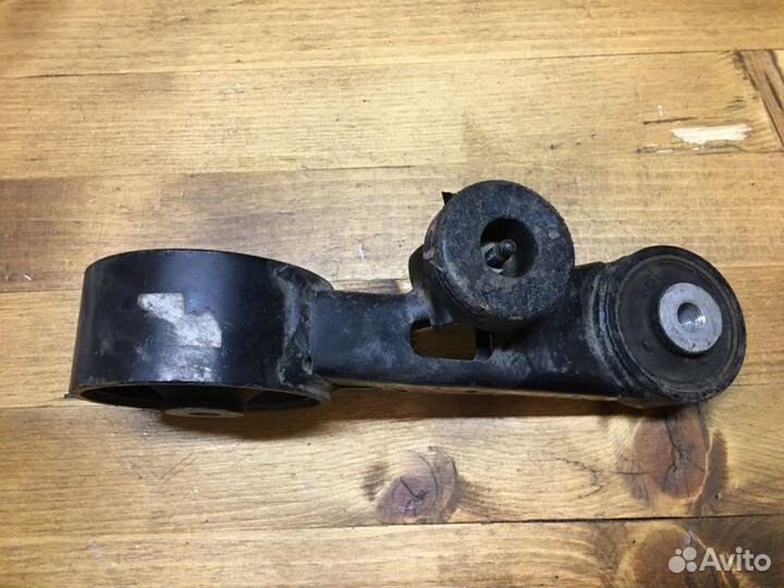 Подушка двигателя передняя правая Toyota Venza