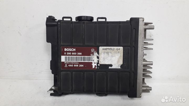 Блок управления двигателем Audi 80/90 B4 1991-1995
