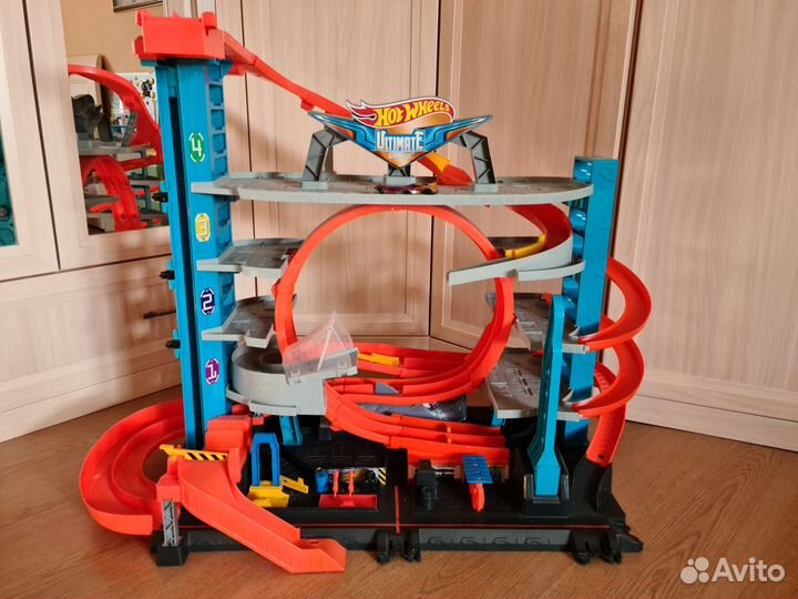 Парковка гараж Hot Wheels Ultimate Garage