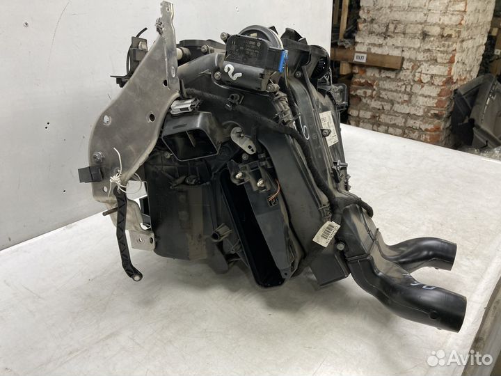 Корпус печки / отопителя Volkswagen Passat B6