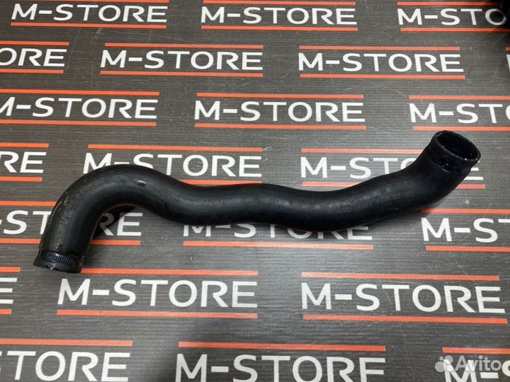 Патрубок радиатора верхний Mercedes-Benz M-Class