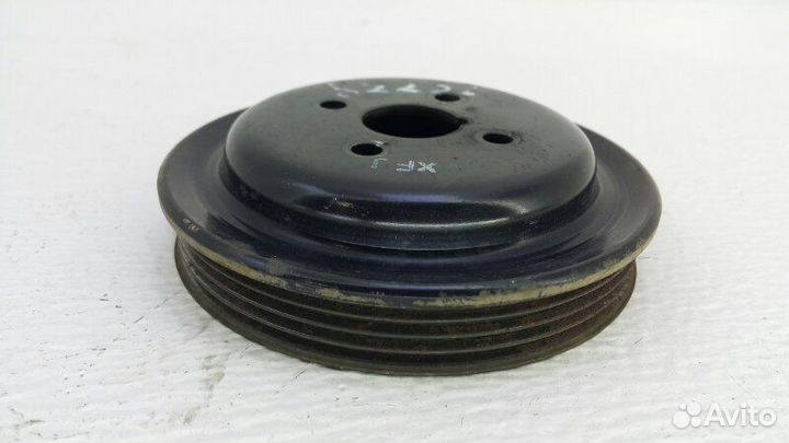 Шкив помпы Kia Magentis F G4JP 2002