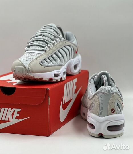 Кроссовки Nike Air Max Tailwind 4