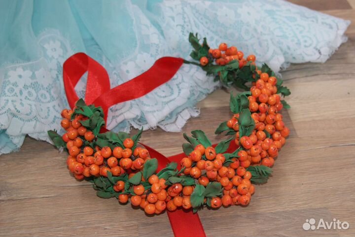 Венок рябиновый из полимерной глины. Рябина