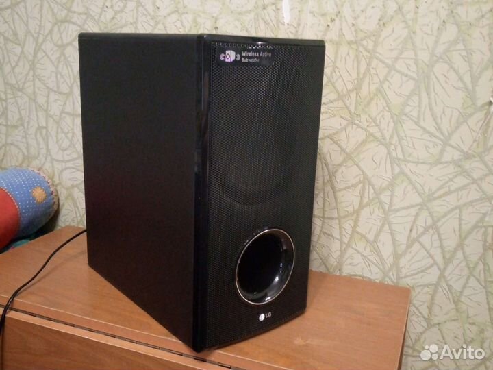 Активный сабвуфер LG беспроводной