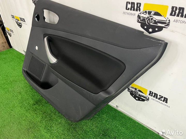 Обшивка двери задней правой R Ford Mondeo